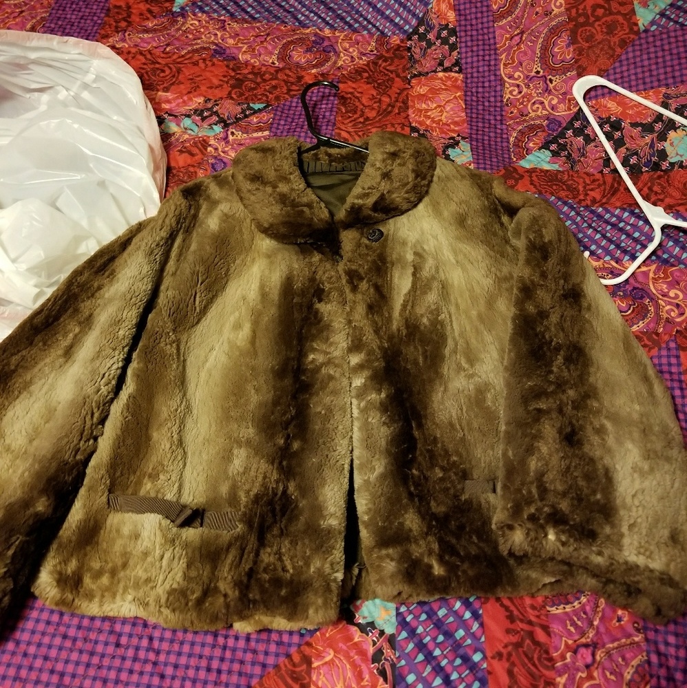 Coat fur